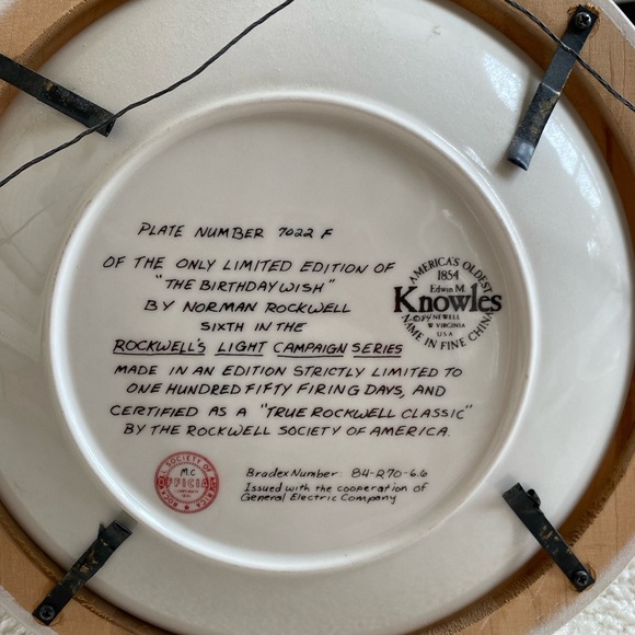 Absolutely Gorgeous, Limited Edition Norman Rockwell Plates! Beautiful Frames! - Picture 8 of 9